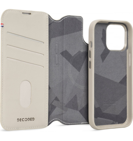 Decoded Detachable Wallet for iPhone 15 Pro Max • Clay